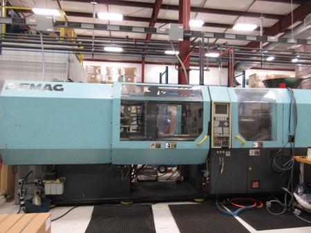 Demag ERGOtech 360 Ton plastic injection molding machine with 22.5 oz shot capability